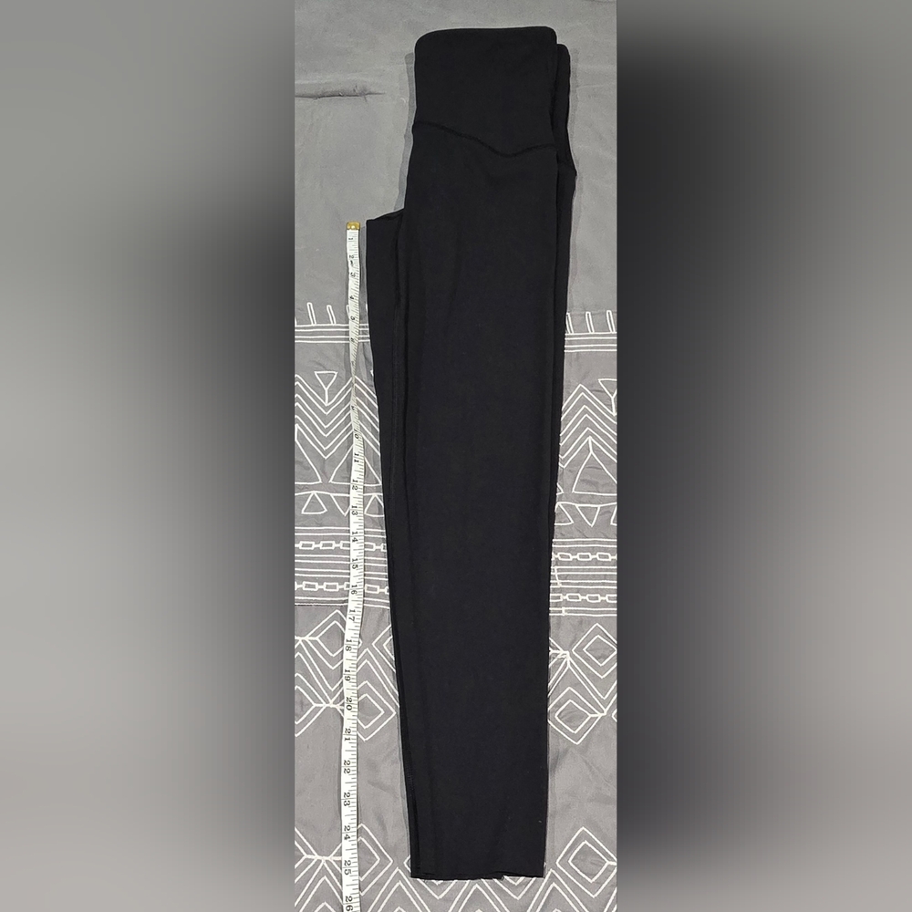 SOLD!!!!!  SPANX Black High Waisted Leggings Size Medium - Picture 3 of 8